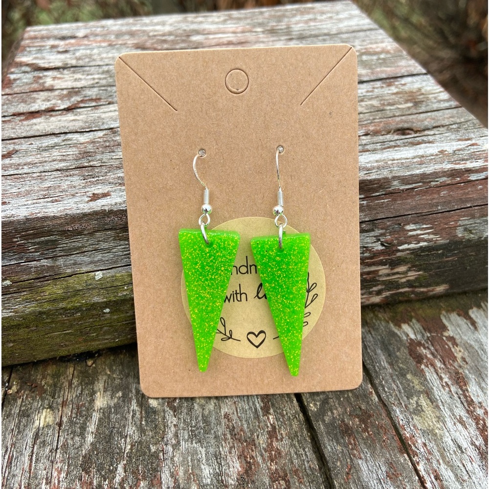 💋2/$14💋 Fluorescent Freedom Handmade Resin Earrings